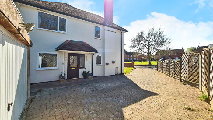 3 Bedroom End Of Terrace House For Sale In Bluemans End, North Weald, Epping, CM16