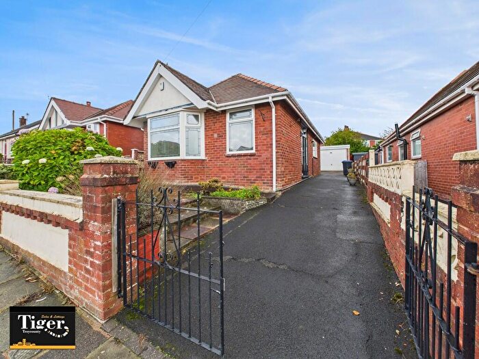 2 Bedroom Detached Bungalow To Rent In Cranleigh Avenue, Bispham, FY2