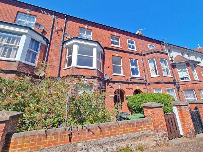 2 Bedroom Flat To Rent In St. Marys Road, Cromer, NR27