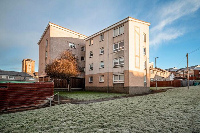 2 Bedroom Flat To Rent In Aster Gardens, Motherwell, ML1