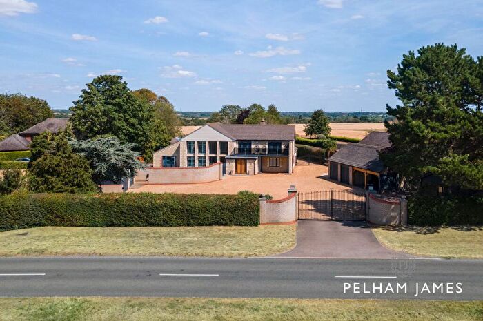 6 Bedroom Detached House For Sale In Elton Road, Stibbington, PE8