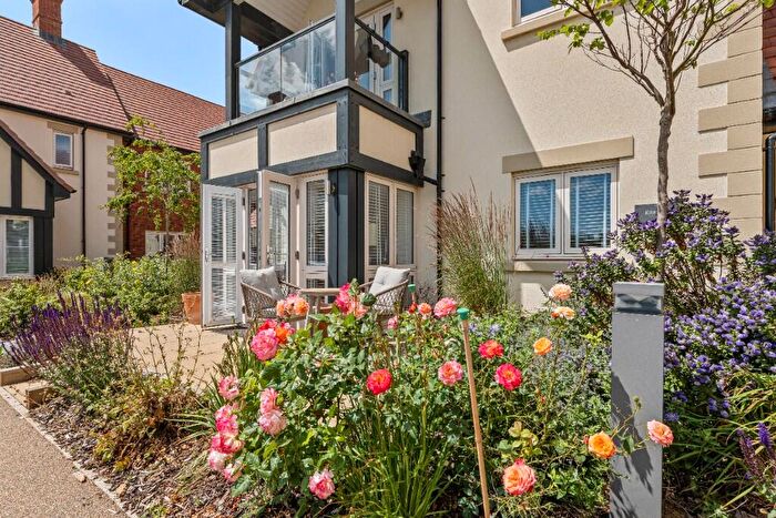 2 Bedroom Retirement Property For Sale In Kite Vale, Elderswell Village, Hobbswick Lane, Turvey, Bedfordshire, MK43