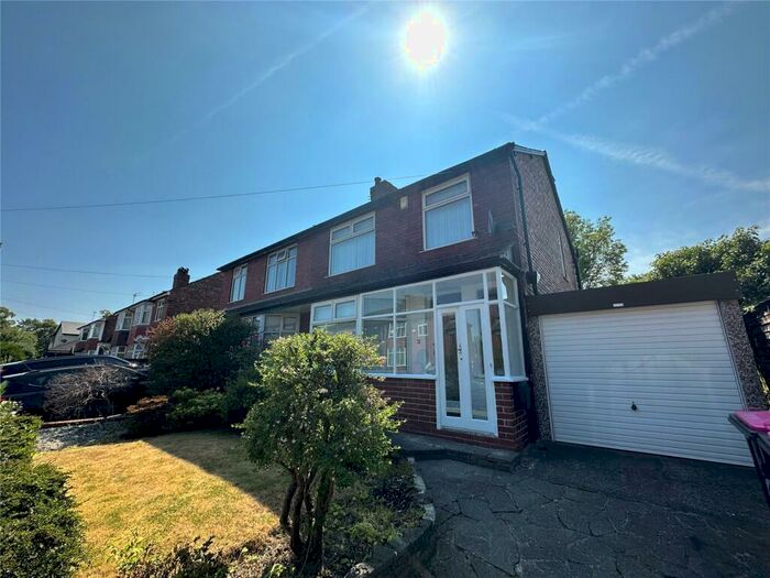 3 Bedroom Semi-Detached House To Rent In Glendale Road, Eccles, Manchester, M30