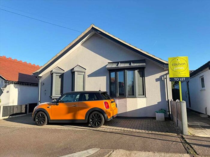 2 Bedroom Detached House For Sale In Leigh On Sea, SS9