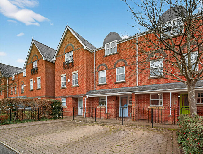 4 Bedroom Terraced House For Sale In Navigation Way, Oxfordshire, OX2