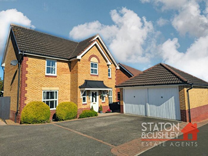 4 Bedroom Detached House For Sale In Castlewood Grove, Sutton-In-Ashfield, NG17