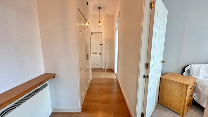 2 Bedroom Flat For Sale In Commercial Street, Dundee, DD1