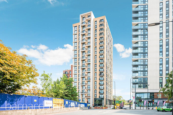 2 Bedroom Apartment To Rent In Sutton Court Road, Sutton, SM1