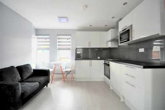 Flat To Rent In Bexley High Street, Bexley, DA5