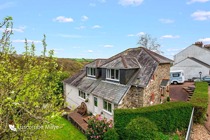 4 Bedroom Detached House For Sale In Bittaford, Ivybridge, PL21
