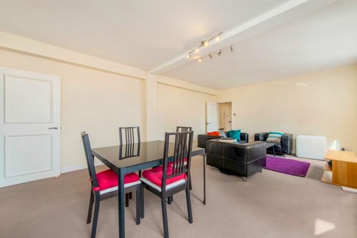 2 Bedroom Flat To Rent In Fetter Lane, London, EC4A