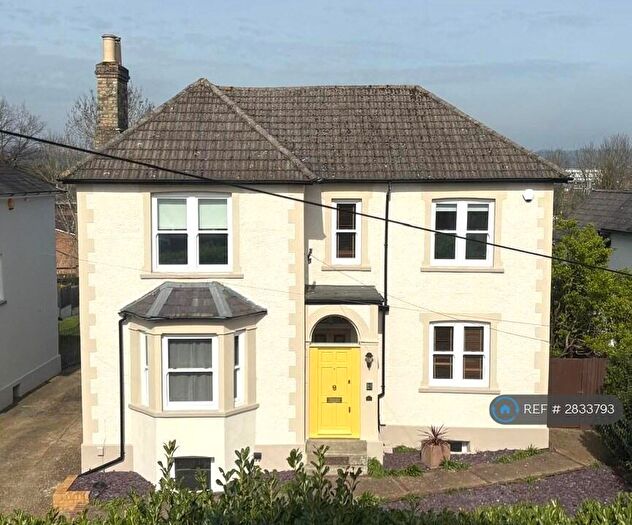 6 Bedroom Detached House To Rent In Grovehill Road, Redhill, RH1