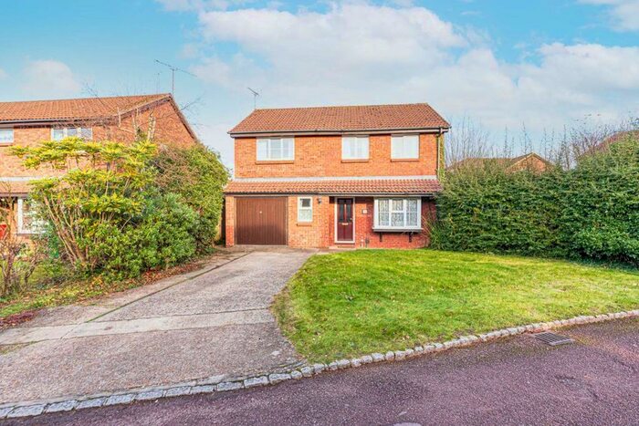 4 Bedroom Property To Rent In Quartz Close, Wokingham RG41