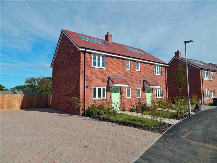 3 Bedroom Semi-Detached House To Rent In Batchelor Way, Bishops Mead, Downton, SP5