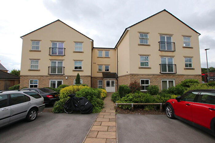 2 Bedroom Apartment To Rent In Regency House, Kings Court, Penistone, S36