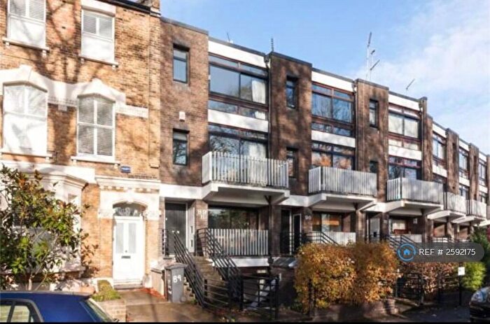 1 Bedroom Flat To Rent In Gore Road, London, E9