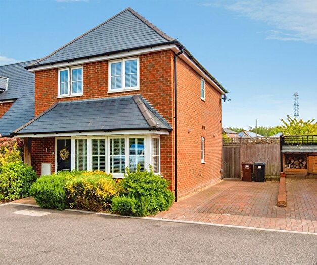 3 Bedroom Semi-Detached House For Sale In Nursling Street, Nursling, Southampton, SO16
