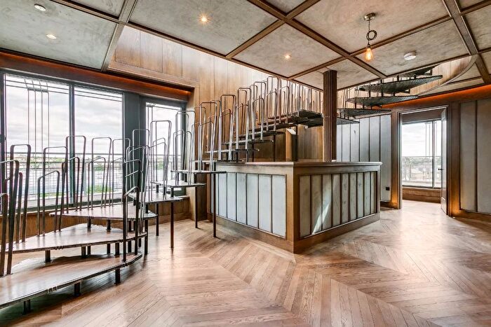 4 Bedroom Penthouse For Sale In Holmes Road, Kentish Town, NW5