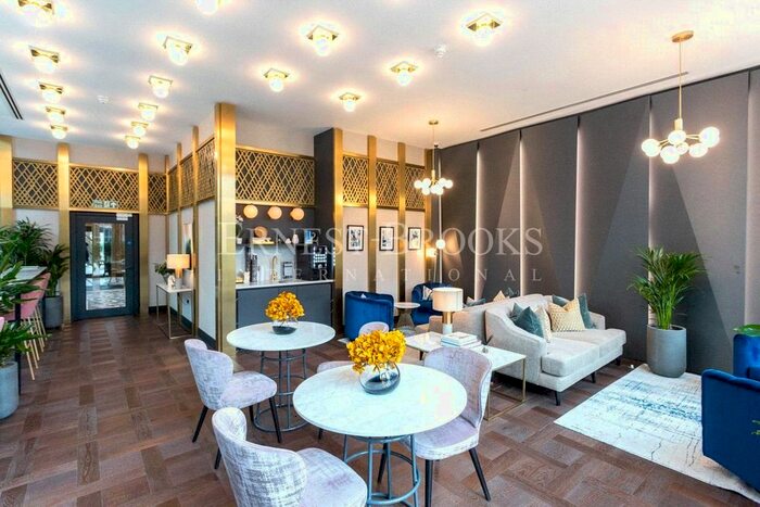 3 Bedroom Flat To Rent In Merino Gardens, London Dock, Wapping, E1W