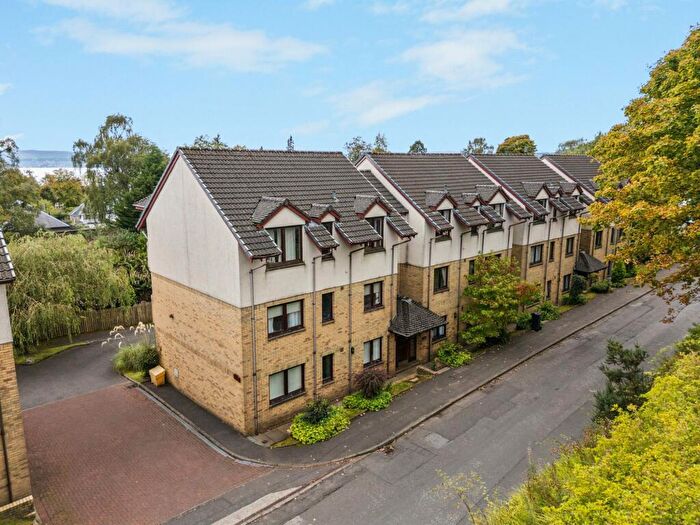 2 Bedroom Flat For Sale In Flat Woodhollow House, Helensburgh, G84