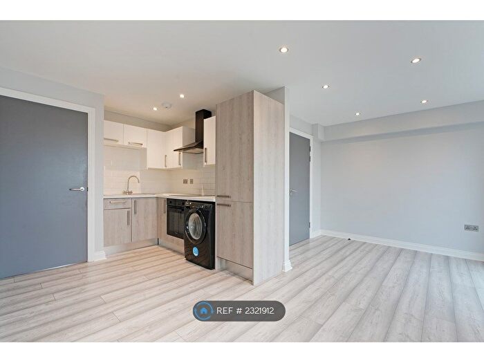 1 Bedroom Flat To Rent In Bamford Point, Sheffield, S6