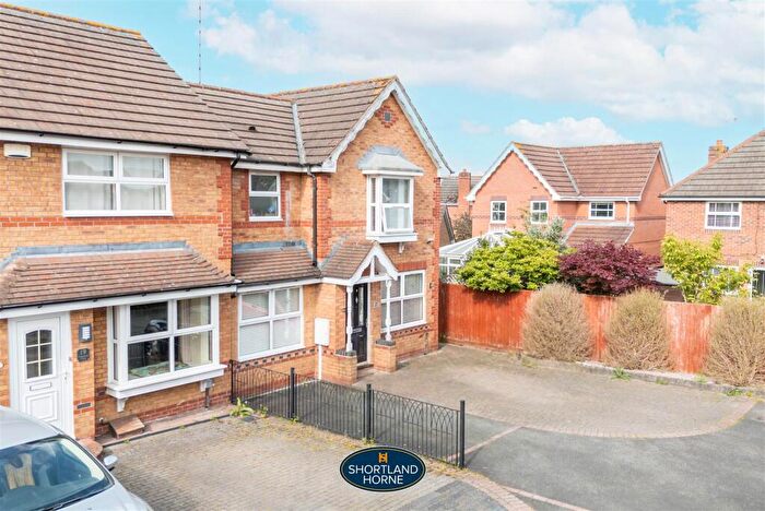 3 Bedroom End Of Terrace House To Rent In Tideswell Close, Binley, Coventry, CV3