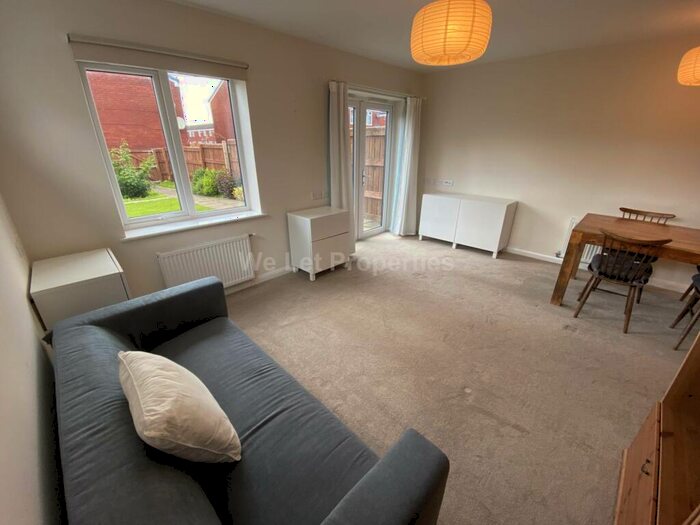 2 Bedroom House To Rent In Plymouth View, Manchester, M13