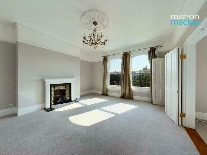 3 Bedroom Flat To Rent In Salisbury Road, Hove, BN3