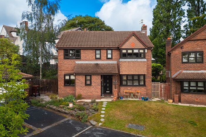 4 Bedroom Detached House For Sale In Tuscany View, Salford, M7