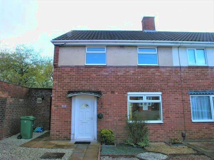 3 Bedroom Semi-Detached House To Rent In Lydate Road, Halesowen, B62