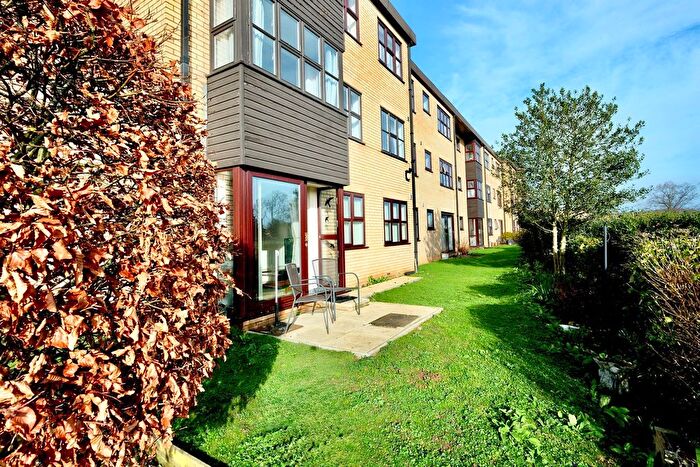 2 Bedroom Flat For Sale In Brampton Road, Huntingdon, PE29