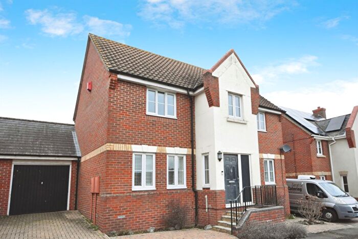 4 Bedroom Detached House For Sale In Stanley Rise, Chelmer Village, Chelmsford, CM2