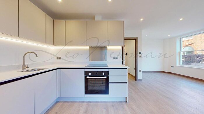 1 Bedroom Flat To Rent In Harvest Lane, Thames Ditton, KT7