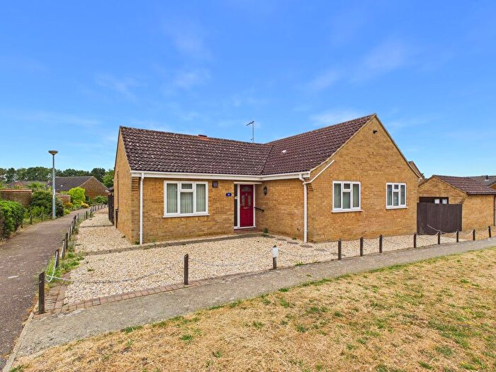 3 Bedroom Detached Bungalow For Sale In Belsize Close, Downham Market, PE38