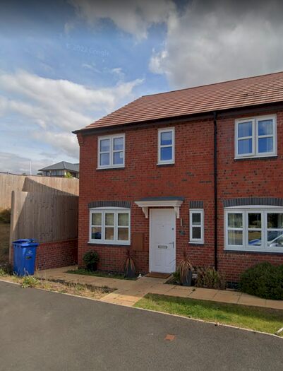 3 Bedroom End Of Terrace House To Rent In Buzzard Lane, DE73