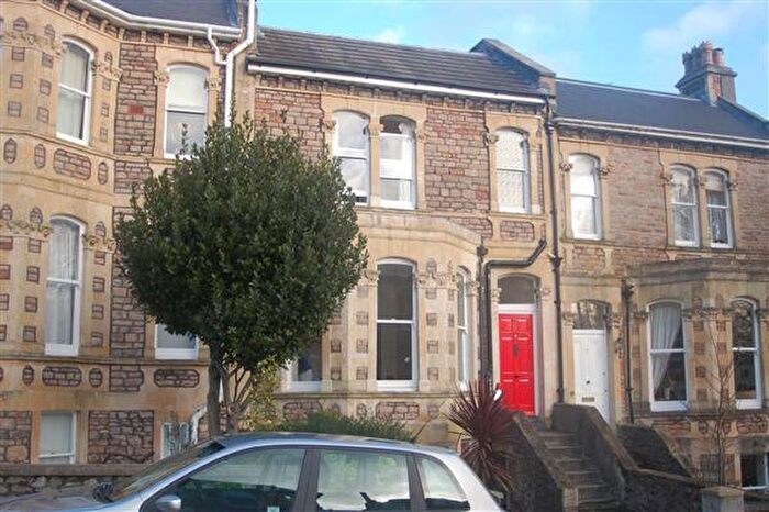 8 Bedroom Terraced House To Rent In Hughendon Road, BS8