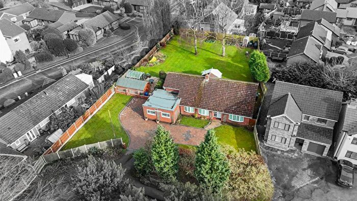 4 Bedroom Detached Bungalow For Sale In Stripe Road, Rossington, Doncaster, DN11