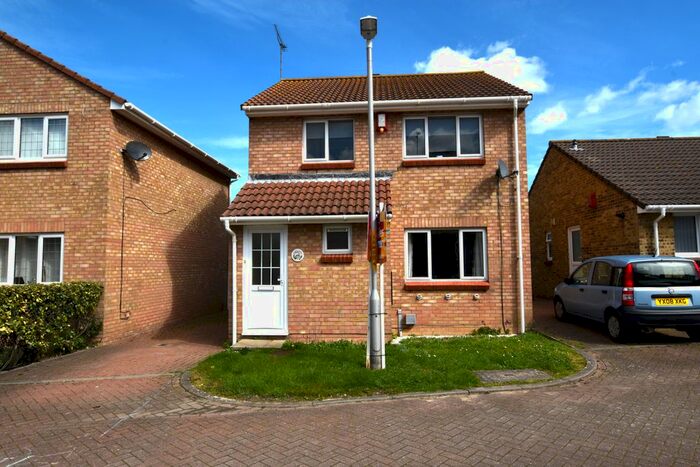 3 Bedroom Detached House To Rent In Ivychurch Gardens, Cliftonville, Margate, CT9