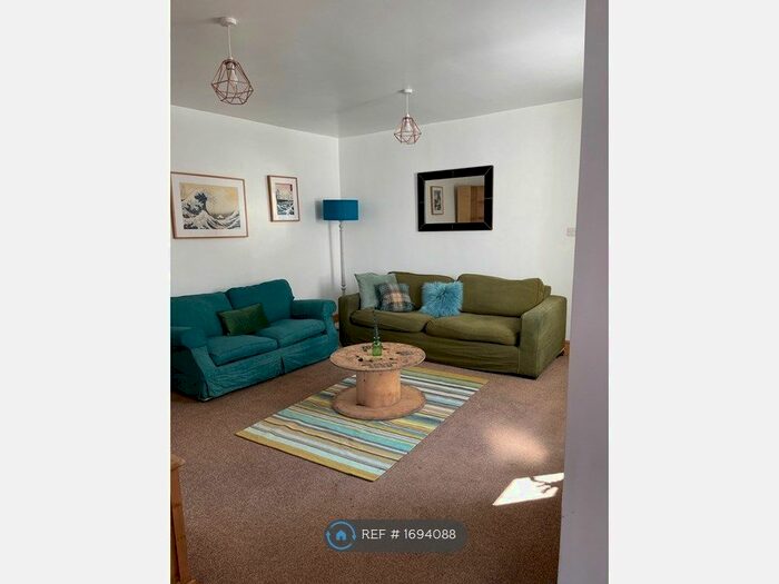 2 Bedroom Flat To Rent In Braunton, Braunton, EX33