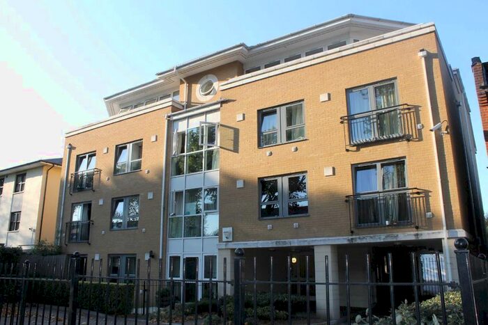 2 Bedroom Flat To Rent In Uxbridge Road, London, W7