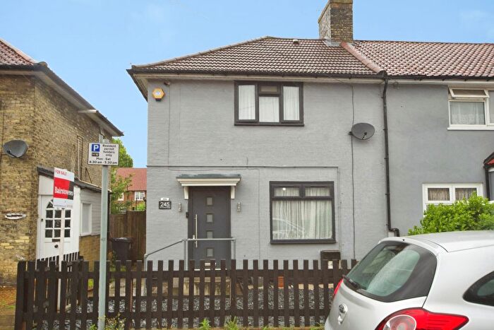 3 Bedroom End Of Terrace House For Sale In Downing Road, Dagenham, Essex, RM9