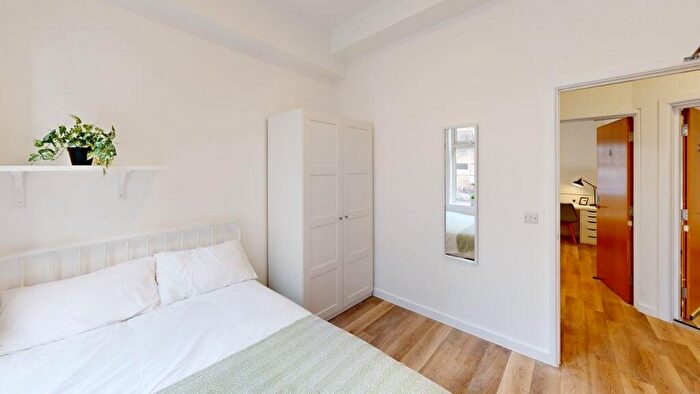 3 Bedroom House To Rent In , Mark Lane, BS1