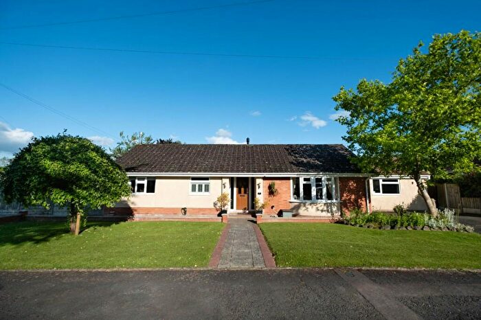 3 Bedroom Detached Bungalow For Sale In Croft Crescent, Yarpole, Herefordshire, HR6