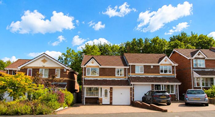 3 Bedroom Semi-Detached House For Sale In Warkworth Drive, Chester Le Street, DH2