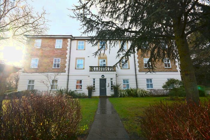 2 Bedroom Apartment To Rent In Friendship Way, Bracknell, RG12