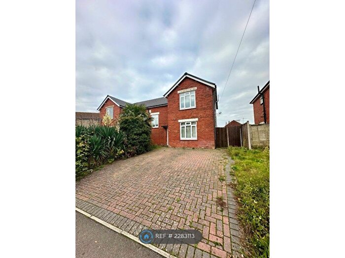 3 Bedroom Semi-Detached House To Rent In Oconnell Road, Eastleigh, SO50