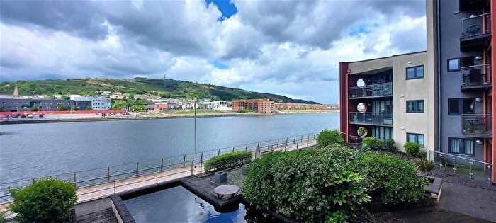 1 Bedroom Flat For Sale In South Quay, Kings Road, Marina, Swansea, SA1