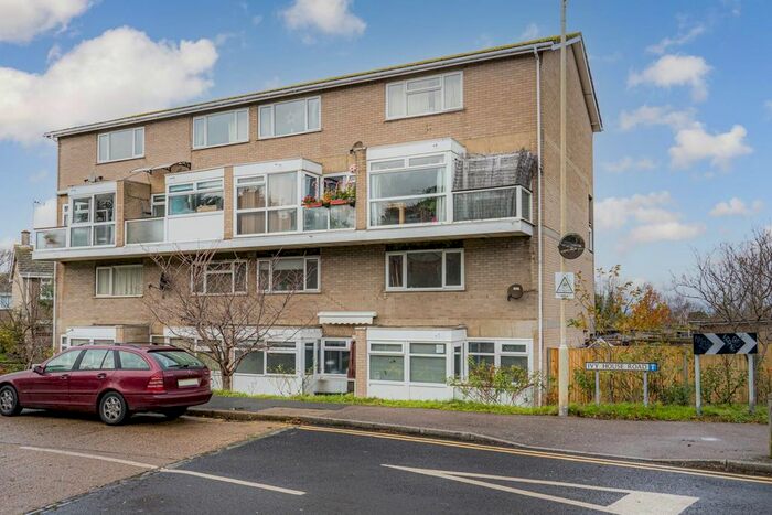 2 Bedroom Flat To Rent In Ivy House Road, Whitstable, CT5
