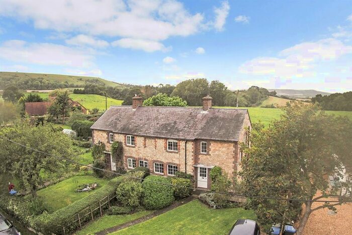 3 Bedroom Cottage To Rent In Rackham, Nr Pulborough, RH20