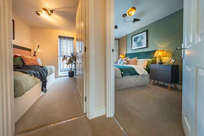 3 Bedroom Terraced House For Sale In Lichfield Street, Fazeley, Tamworth, B78